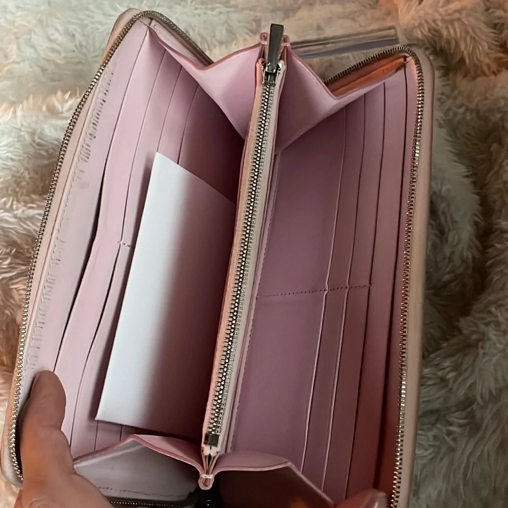 Celine bubble gum pink and black lambskin colorblock zip around wallet - Picture 4 of 7